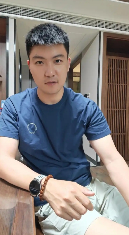 大鹏展翅的第一张照片--青海基督教相亲网